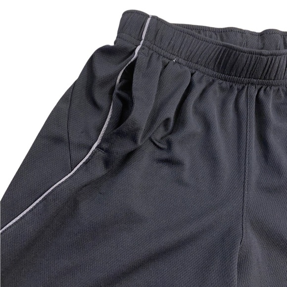 Old Navy | Active | Boys Shorts Black Pockets Size Large (10/12) - Picture 7 of 7